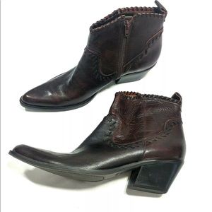 Pebbled Leather Bootie Sz 10 Western Ankle Boot